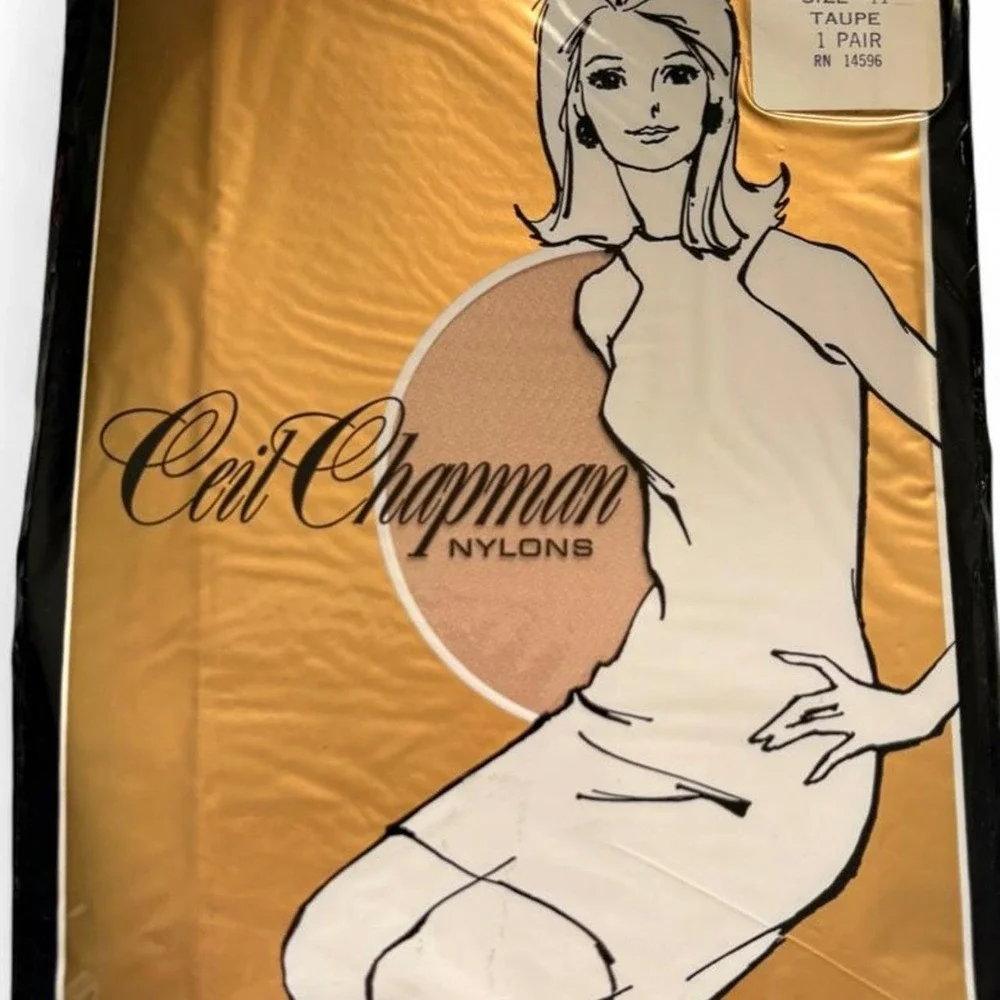 Vintage Cecil Chapman tan seamless nylon stockings size 11 pantyhose hosiery